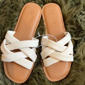 NWOT A New Day Sandals